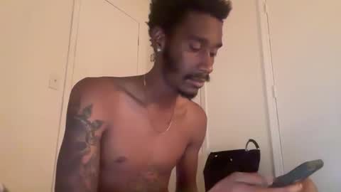 Snapshot of thirdlegkenny chatting on November 25, 2025, 2:11 am thirdlegkenny online show from November 25, 2025, 2:11 am