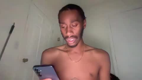 Snapshot of thirdlegkenny chatting on December 17, 2025, 7:25 am thirdlegkenny online show from December 17, 2025, 7:25 am