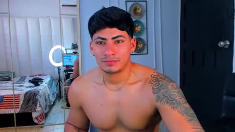 Snapshot of thirstmen_ chatting on October 19, 2025, 1:34 pm MICHAEL AND CRISS online show from October 19, 2025, 1:34 pm