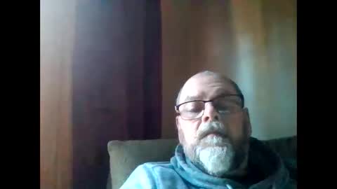 Snapshot of thisguy374 chatting on December 21, 2024, 1:53 pm thisguy374 online show from December 21, 2024, 1:53 pm