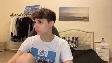 Thomas Hill online show from October 2, 2025, 8:38 pm