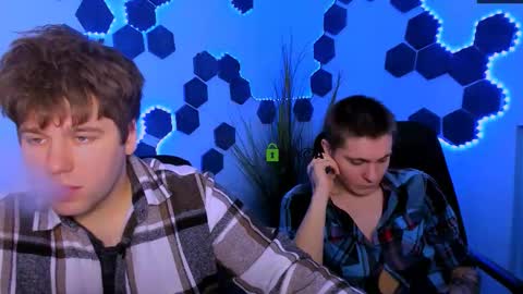 thomas_crow online show from February 7, 2026, 10:08 am