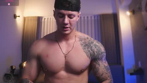 Thomas Falcon online show from October 28, 2025, 12:14 am