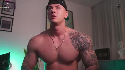 Thomas Falcon online show from November 11, 2025, 11:16 pm