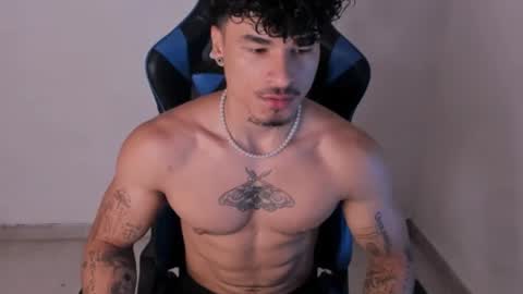 Snapshot of thomas_fit1 chatting on June 22, 2026, 12:02 pm Thomas 3 JUST STAY AND BE MY LAST LOVE online show from June 22, 2026, 12:02 pm