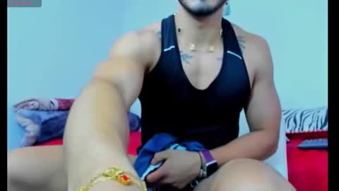 Snapshot of thomas_k7 chatting on September 9, 2025, 9:25 pm Thomas online show from September 9, 2025, 9:25 pm