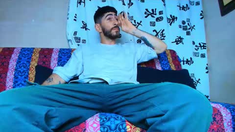 Snapshot of thomas_ks11 chatting on February 15, 2026, 5:48 am thomas_ks11 online show from February 15, 2026, 5:48 am