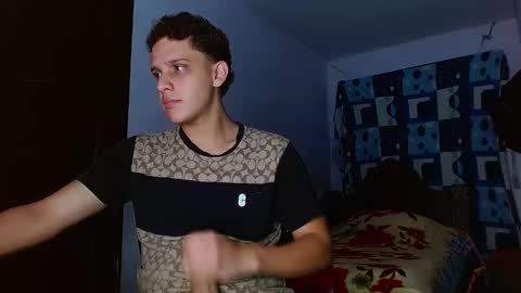 Snapshot of thomas_may4rs chatting on November 13, 2025, 7:07 am ---Thomas--- online show from November 13, 2025, 7:07 am