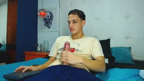 Snapshot of thomas_may4rs chatting on April 10, 2026, 3:56 am ---Thomas--- online show from April 10, 2026, 3:56 am