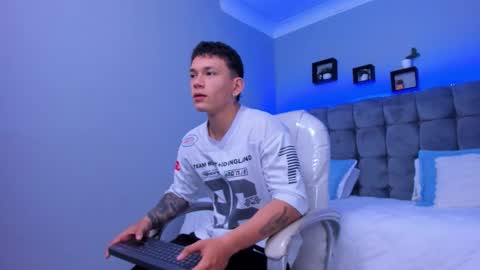 Thomas online show from November 26, 2025, 12:39 pm