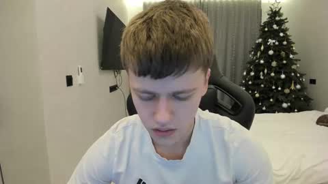 Snapshot of thomas_shelbivip chatting on January 18, 2026, 4:33 pm Tomas online show from January 18, 2026, 4:33 pm