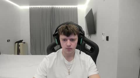 Snapshot of thomas_shelbivip chatting on February 15, 2026, 5:26 am Tomas online show from February 15, 2026, 5:26 am