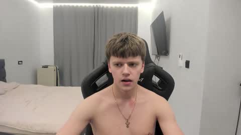 Snapshot of thomas_shelbivip chatting on February 18, 2026, 3:19 pm Tomas online show from February 18, 2026, 3:19 pm