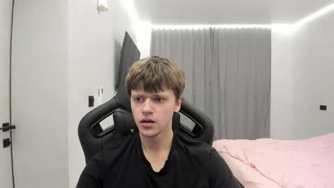 Snapshot of thomas_shelbivip chatting on March 15, 2026, 11:00 pm Tomas online show from March 15, 2026, 11:00 pm