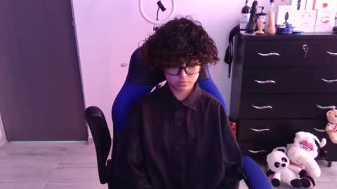 VALERIA online show from November 1, 2025, 5:37 pm