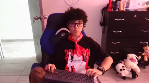 Snapshot of thomascooper_cams chatting on March 1, 2026, 7:05 pm VALERIA online show from March 1, 2026, 7:05 pm