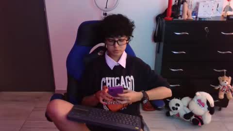 Snapshot of thomascooper_cams chatting on March 4, 2026, 7:20 pm VALERIA online show from March 4, 2026, 7:20 pm