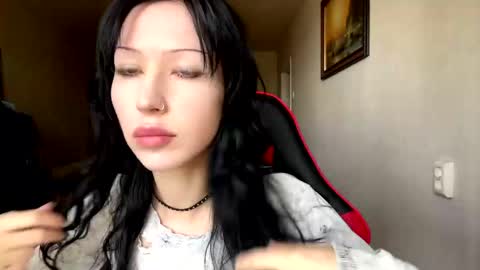 Snapshot of thomasinakettl chatting on May 11, 2026, 6:08 am Marry online show from May 11, 2026, 6:08 am