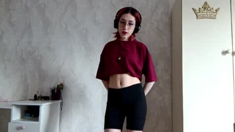 Snapshot of thomasvicknair chatting on December 16, 2025, 8:30 am Lina online show from December 16, 2025, 8:30 am