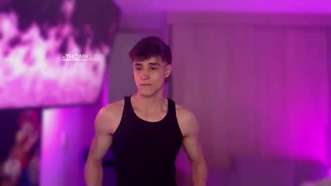 Snapshot of thomklein chatting on September 22, 2025, 7:16 pm Thom Klein online show from September 22, 2025, 7:16 pm