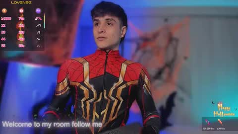 Snapshot of thomklein chatting on November 1, 2025, 7:38 pm Thom Klein online show from November 1, 2025, 7:38 pm