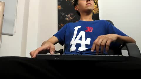  thommy comp online show from February 23, 2025, 3:45 am