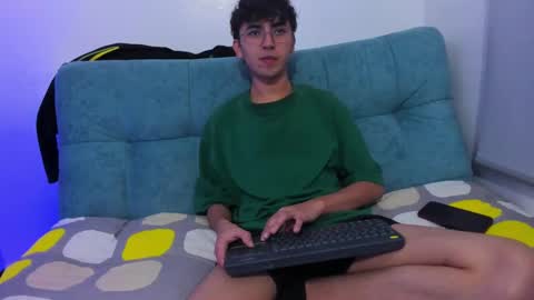  thommy comp online show from March 8, 2025, 4:56 am