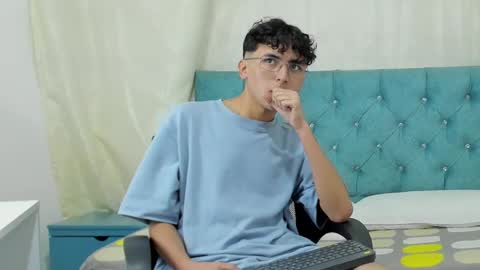  thommy comp online show from March 12, 2025, 7:57 am