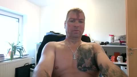 thomsen1478 online show from May 11, 2026, 1:17 pm