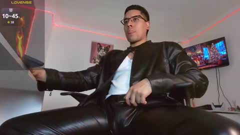 Snapshot of thonydupont chatting on December 22, 2025, 11:35 pm thonydupont online show from December 22, 2025, 11:35 pm