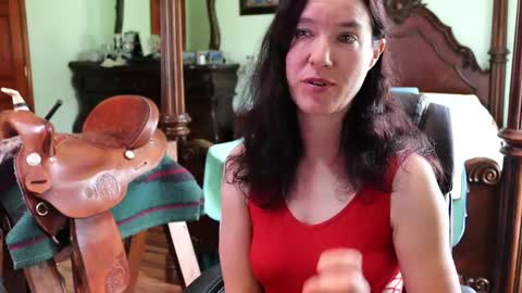 Snapshot of thornbury_rose chatting on May 7, 2026, 6:13 pm ThornburyRose online show from May 7, 2026, 6:13 pm
