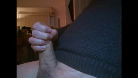 Snapshot of throbbing1 chatting on January 9, 2026, 8:39 am throbbing1 online show from January 9, 2026, 8:39 am