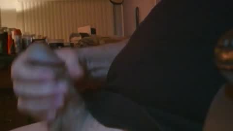 Snapshot of throbbing1 chatting on February 7, 2026, 9:35 am throbbing1 online show from February 7, 2026, 9:35 am