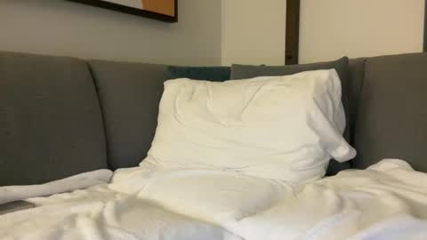 Snapshot of throbbingxxx chatting on December 9, 2024, 10:00 am austin xzandros online show from December 9, 2024, 10:00 am