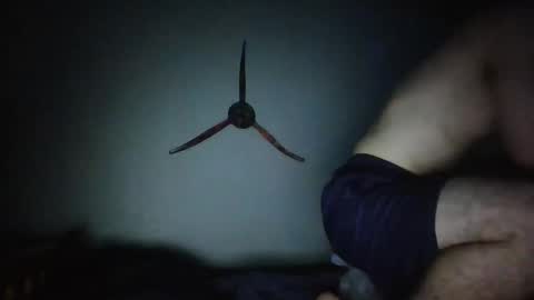 Snapshot of throw11 chatting on January 1, 2025, 6:26 am Throw11 online show from January 1, 2025, 6:26 am