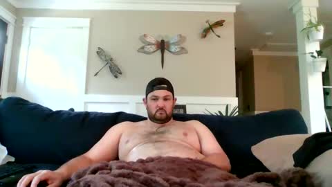 Snapshot of throwaway00000007 chatting on May 6, 2026, 5:18 pm Make me explode please... online show from May 6, 2026, 5:18 pm
