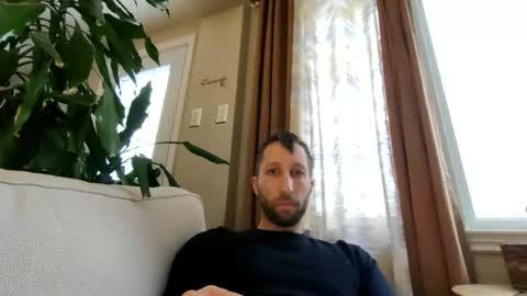 throwawayafteruse20202 online show from November 10, 2025, 9:03 pm