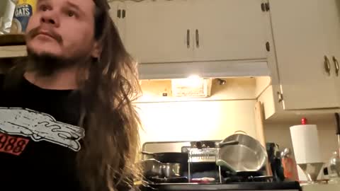 thunder8u42 online show from December 16, 2025, 12:54 pm