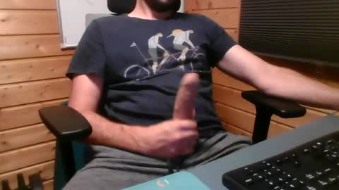 toobigcockforonegirl online show from July 5, 2026, 10:06 pm