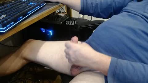 Snapshot of thyrox38 chatting on March 5, 2026, 11:34 pm thyrox38 online show from March 5, 2026, 11:34 pm