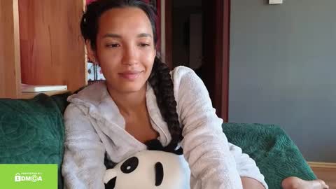 Snapshot of tia_j chatting on September 23, 2025, 5:21 am tia_j online show from September 23, 2025, 5:21 am