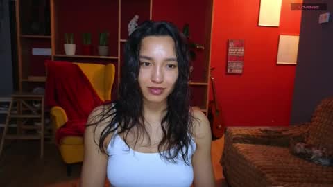 Snapshot of tia_j chatting on February 5, 2026, 4:22 pm tia_j online show from February 5, 2026, 4:22 pm