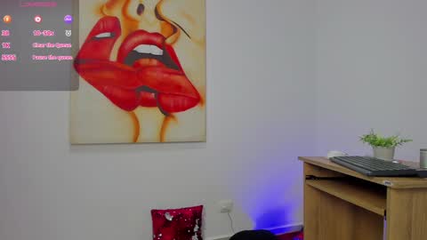 Snapshot of tiago_hannah chatting on December 14, 2024, 10:13 am carolina online show from December 14, 2024, 10:13 am