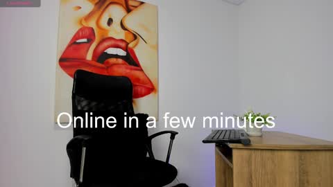 Snapshot of tiago_hannah chatting on February 9, 2025, 11:25 am carolina online show from February 9, 2025, 11:25 am