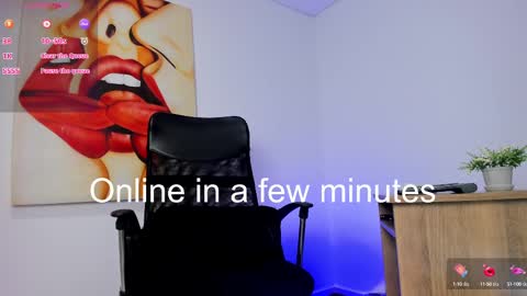 Snapshot of tiago_hannah chatting on February 14, 2025, 9:45 am carolina online show from February 14, 2025, 9:45 am