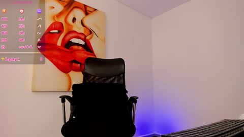 Snapshot of tiago_hannah chatting on March 7, 2025, 8:22 pm carolina online show from March 7, 2025, 8:22 pm