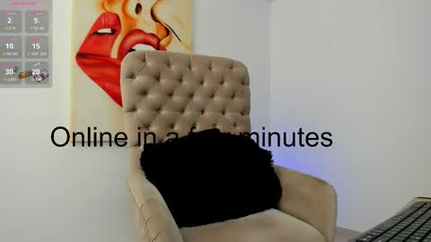 Snapshot of tiago_hannah chatting on October 15, 2025, 12:27 pm carolina online show from October 15, 2025, 12:27 pm