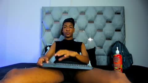 Snapshot of tiago_xxx_ chatting on October 4, 2025, 8:07 pm tiago_xxx_ online show from October 4, 2025, 8:07 pm