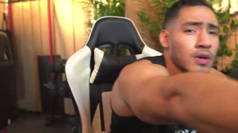 Snapshot of tian_brooks chatting on February 13, 2026, 2:29 am Tian Brooks online show from February 13, 2026, 2:29 am