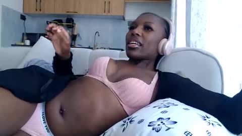 Snapshot of tiana_kay chatting on May 24, 2026, 12:54 pm tiana_kay online show from May 24, 2026, 12:54 pm